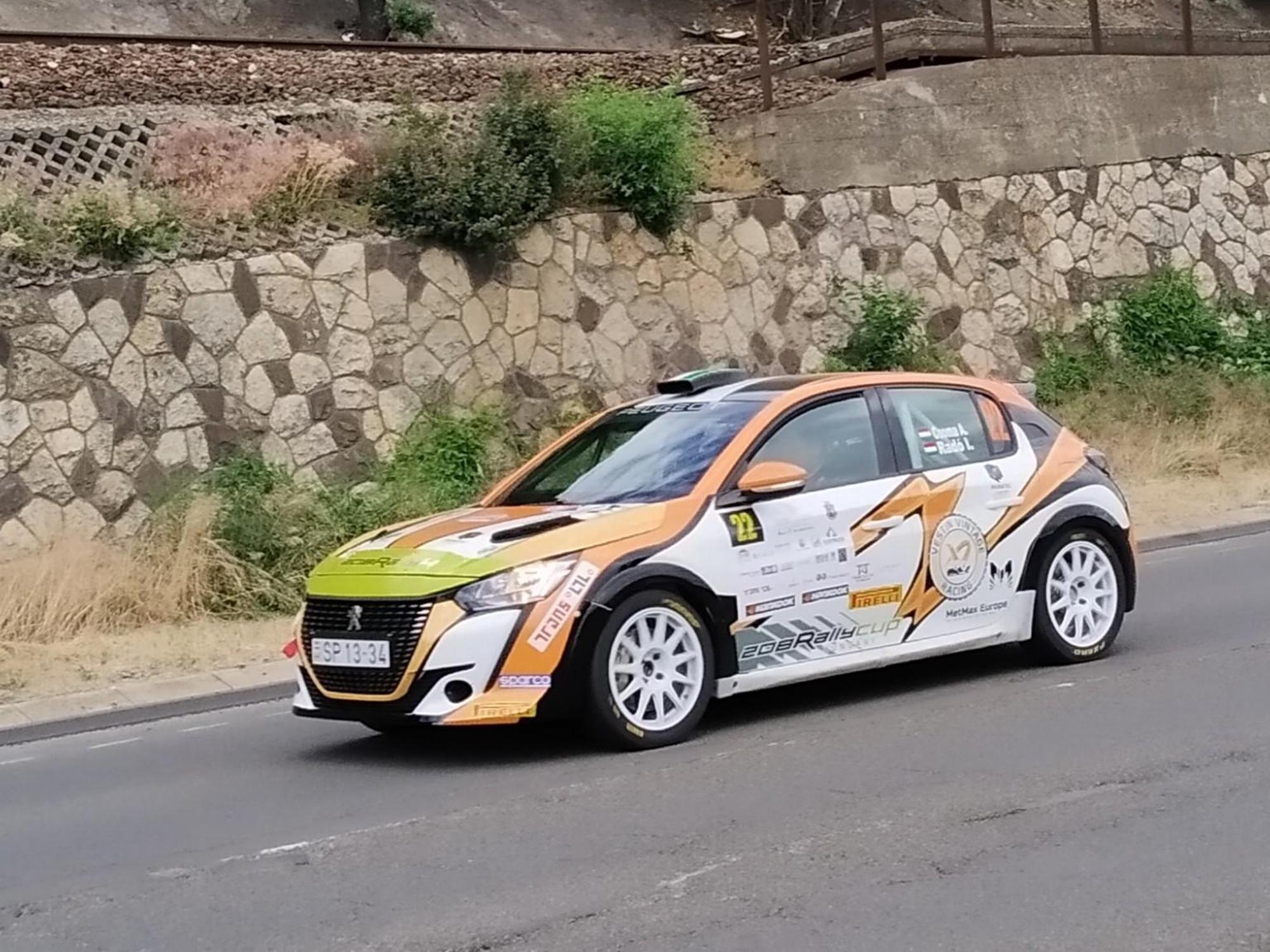 62923a6fc2599e1c7f223897.jpg?width=2000&