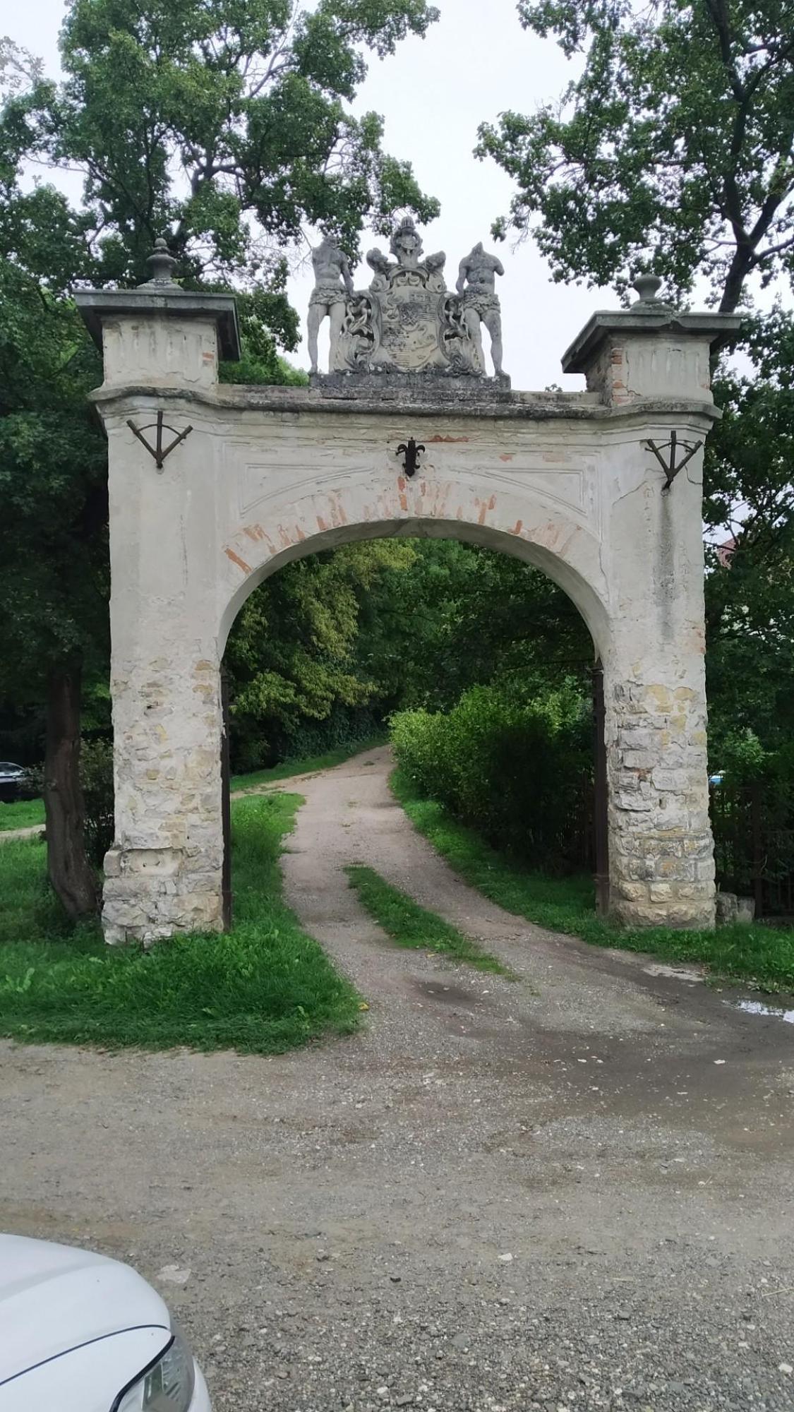 6325d4d94d76e1484006aad3.jpg?width=2000&