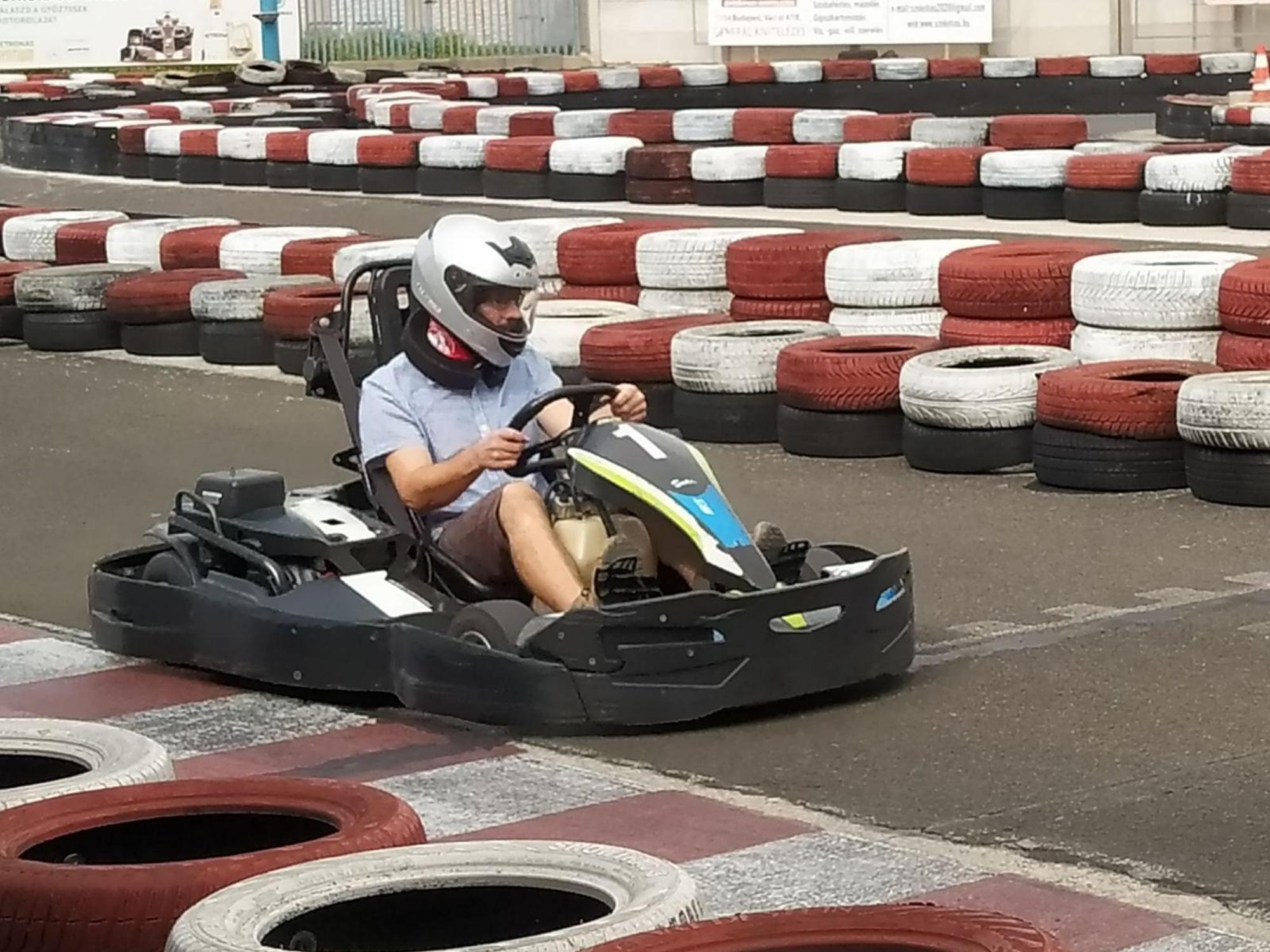 64e1064adae8a27370be7289.jpg?width=2000&