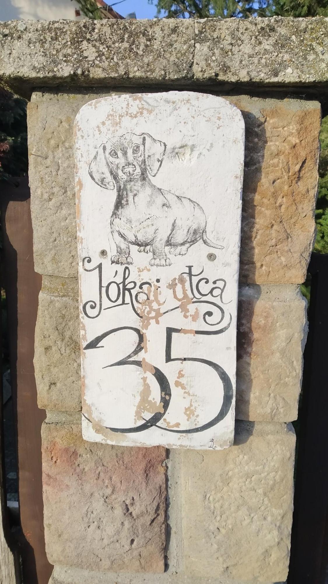 65f7187926e17301922dd8cf.jpg?width=2000&